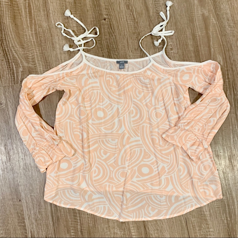 Aerie blush cold shoulder blouse